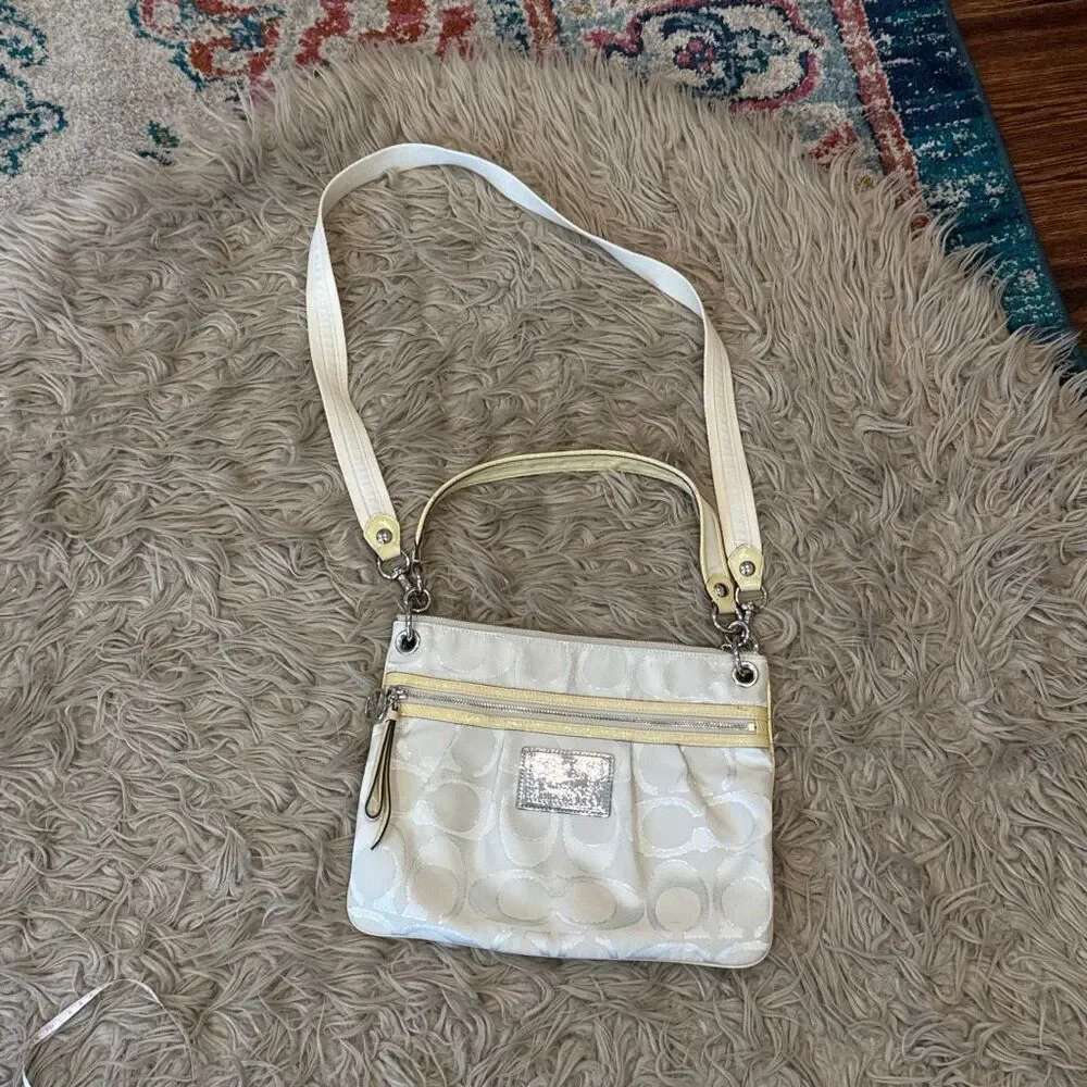Coach Poppy Ivory with Metallic Signature Cream Shoulder Bag